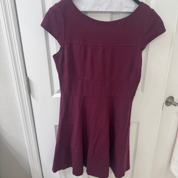 Banana Republic Burgundy Fit & Flare Dress – Size 14 - Picture 1 of 4